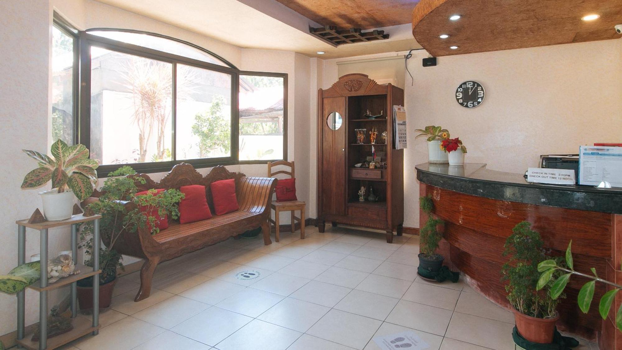 Reddoorz At Coco Grove Tourist Inn Panglao Exterior foto