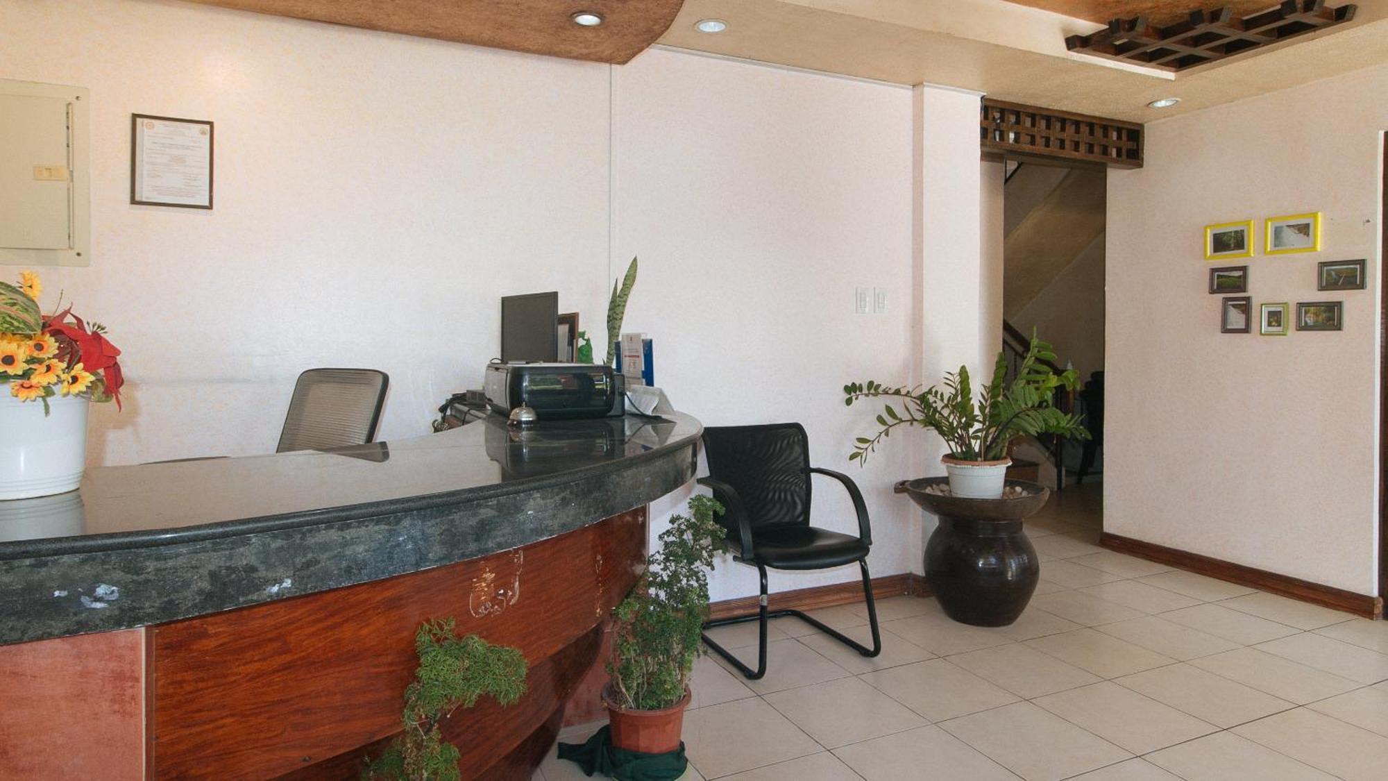 Reddoorz At Coco Grove Tourist Inn Panglao Exterior foto